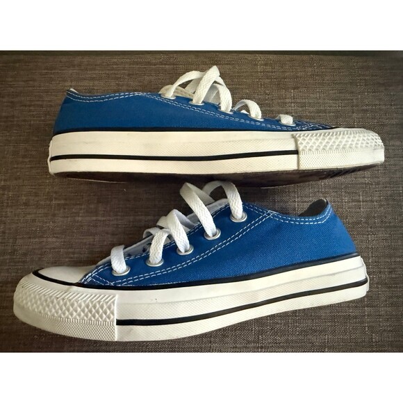 Women's  Blue Converse Chuck Taylor All Star Low Top Shoes Size 5 - Picture 8 of 9